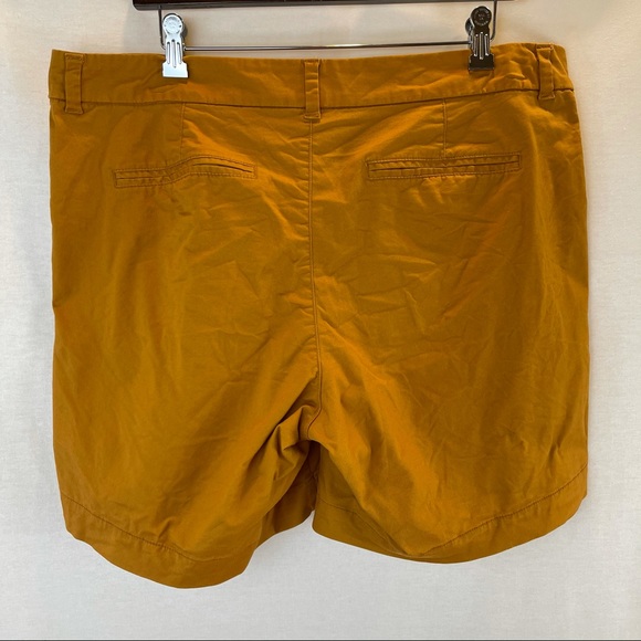 Old Navy Everyday Short Women’s Size 14 - Picture 2 of 8
